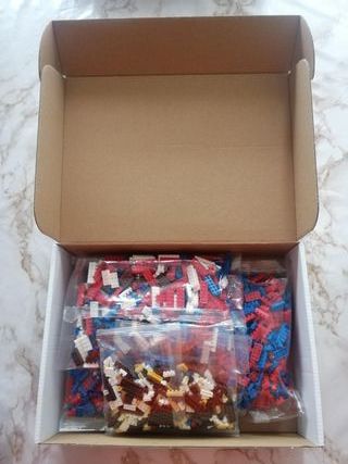 Figura Capitan America 2300 piezas, 29cm aprox.