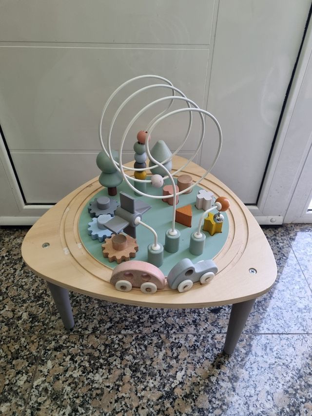 Mesa de actividades Janod