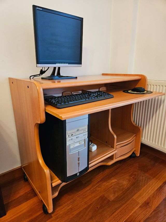 Escritorio ordenador