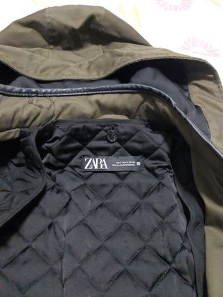 Parka verde y negra 