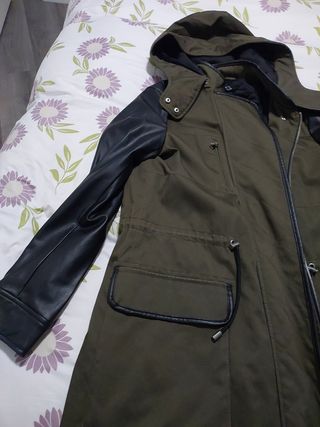Parka verde y negra 