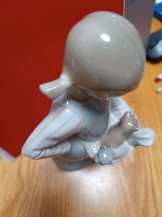Figura Lladró porcelana niña con gatitos