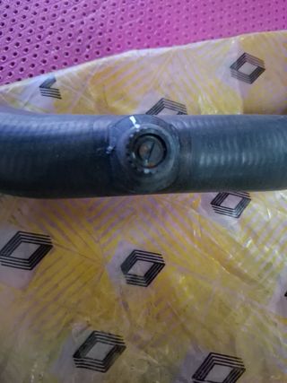 RENAULT 21 GTS manguito superior radiado