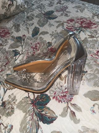 Zapato transparente
