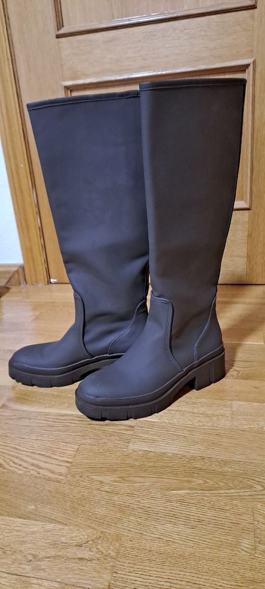 Botas altas para un día lluvioso.