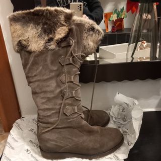 stivali scamosciati Crosta Taupe con pelo