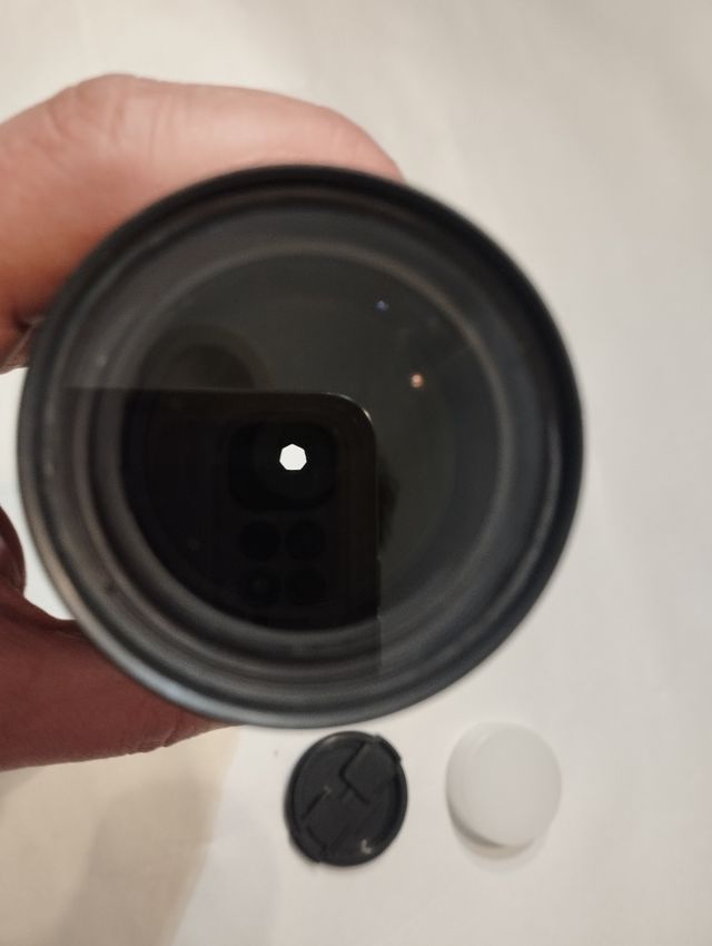 Nikon AF Nikkor 75-240 f.4.5-5.6 zoom teleobjetivo