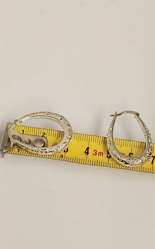 Aros calados ovalados