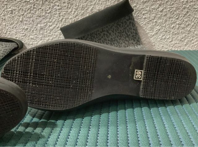 Botas de lluvia animal print gris 