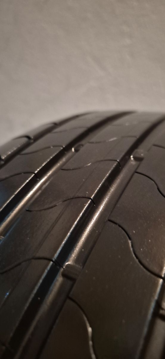 DOS NEUMÁTICOS Bridgestone Turanza 6  225 55 R18