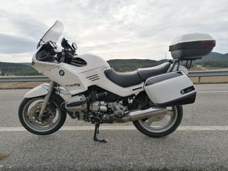 BMW R1100RS