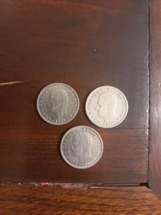 Tres monedas de 5 pesetas