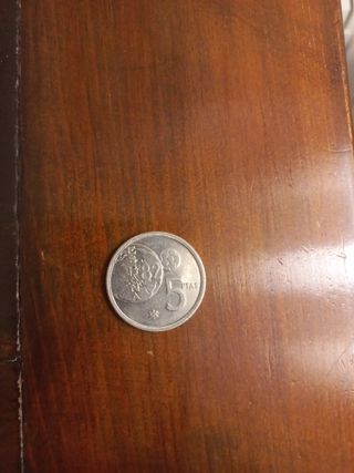 Tres monedas de 5 pesetas