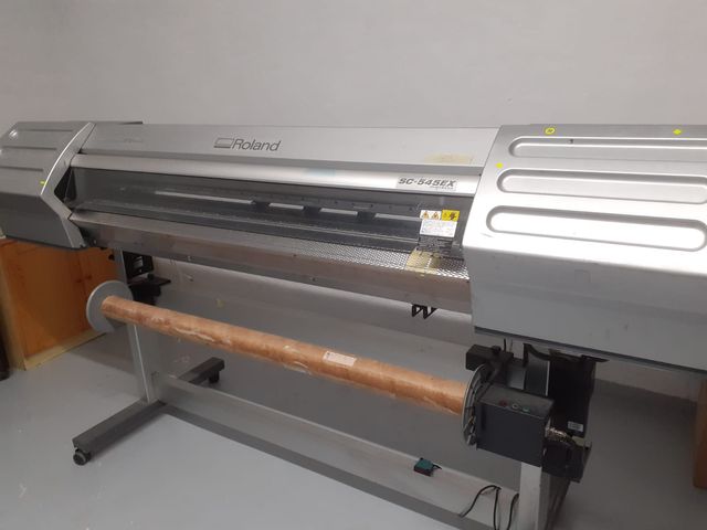 Plotter de impresion y corte Roland SC545EX 137cm