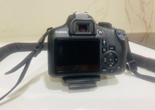 Canon EOS 1300 D