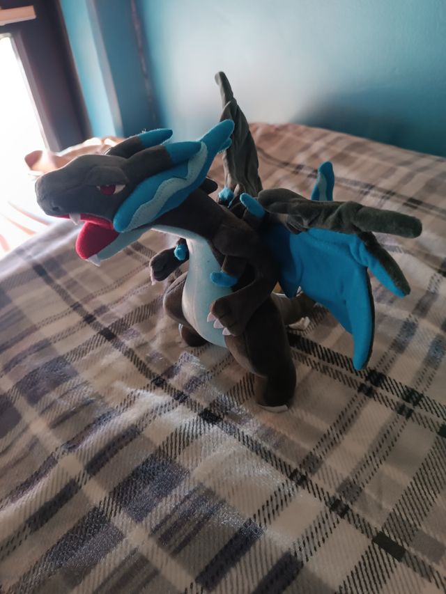 Peluche pokémon Charizard x