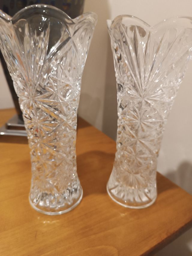 Jarrón de cristal tallado