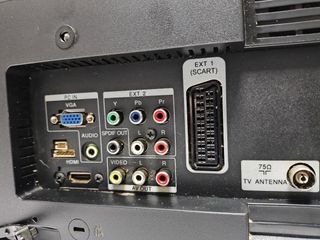 Televisión LCD 20" + soporte pared