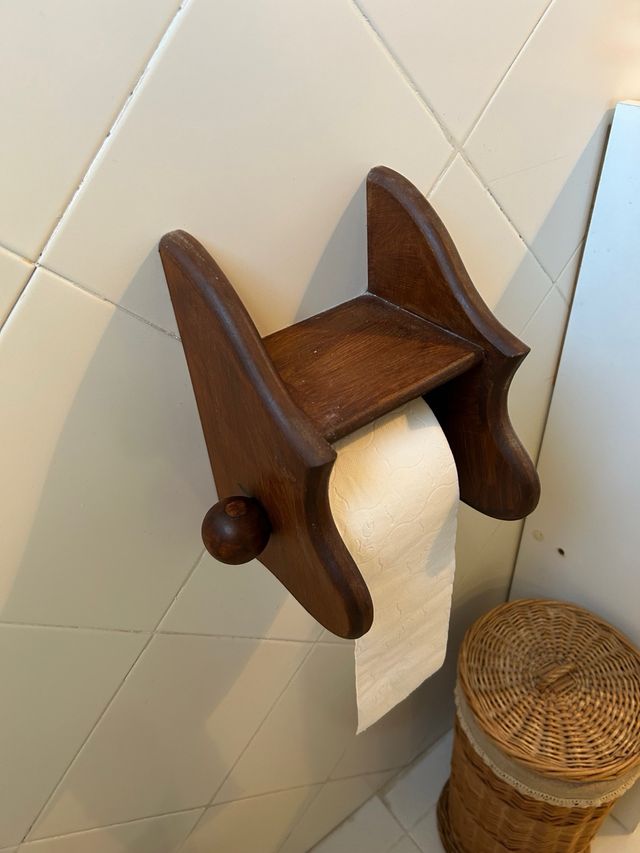 Portasciugamani e portarotolo in legno rustico