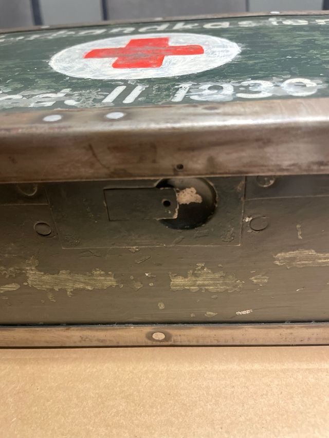 Caja Medicinas 1935 Alemania