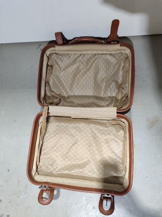 Maleta piel