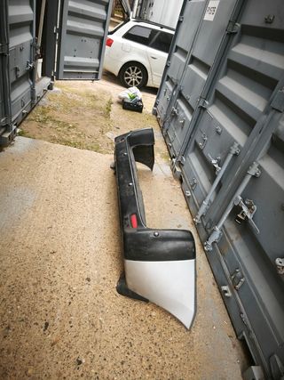 Paragolpes trasero furgoneta