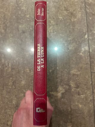 De la tierra a la luna