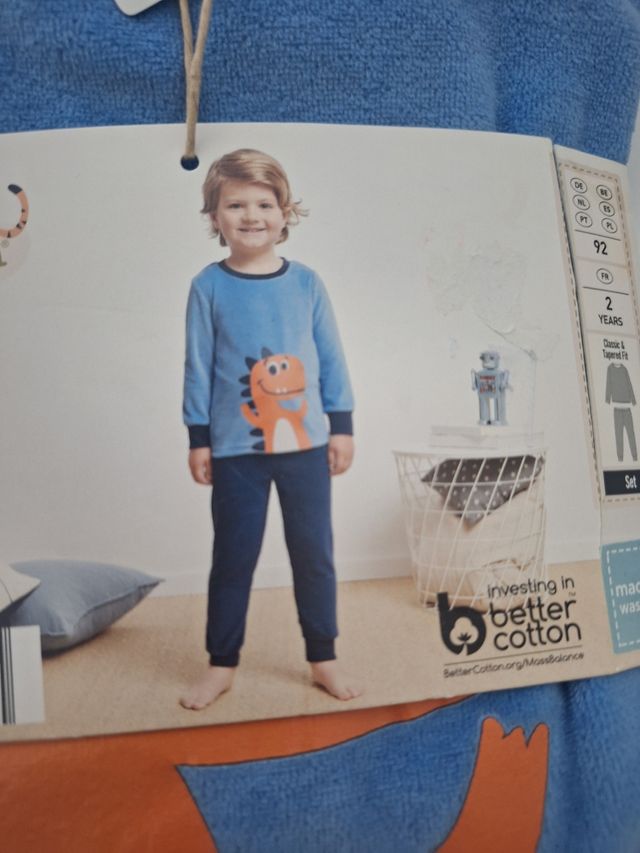 Pijama niño 2 años terciopelo nuevo 