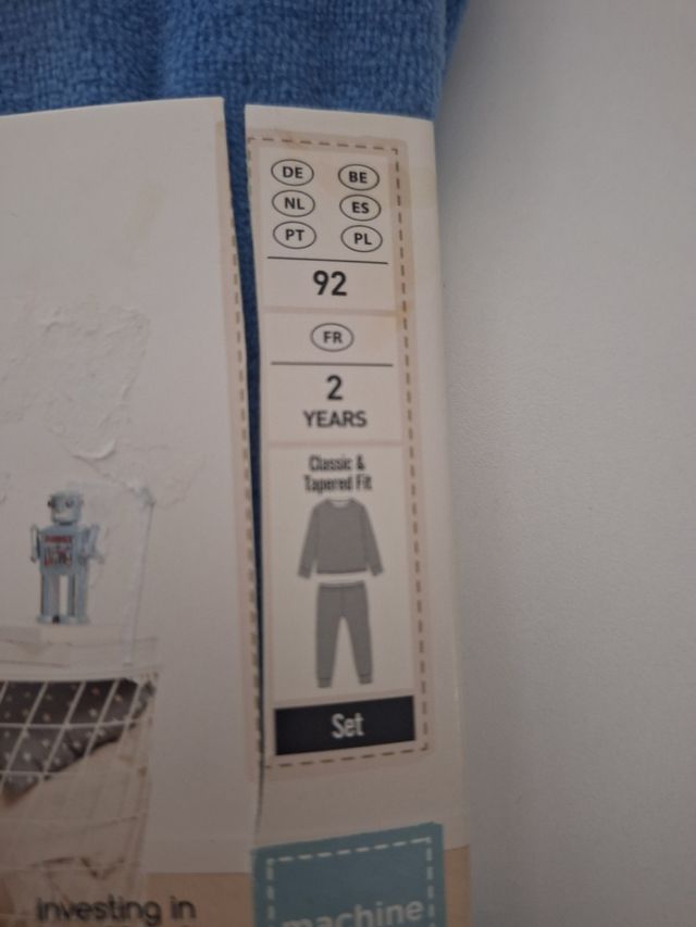 Pijama niño 2 años terciopelo nuevo 