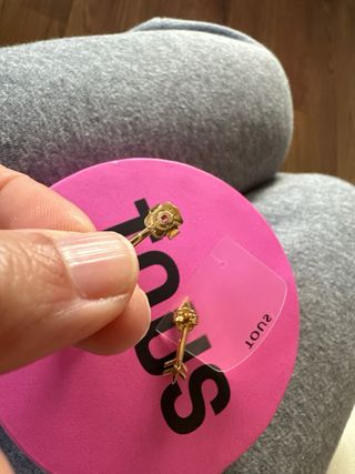 Tous pendientes flecha oro 18kt