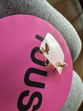 Tous pendientes flecha oro 18kt