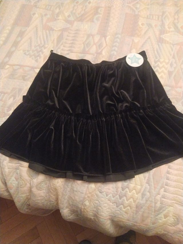 Falda terciopelo corta