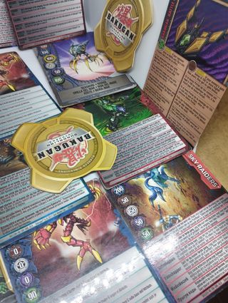 Bakugan,modello e set Carte