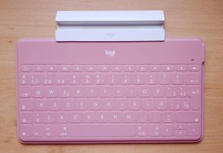 Logitech Keys-To-Go teclado inalámbrico Bluetooth