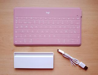 Logitech Keys-To-Go teclado inalámbrico Bluetooth