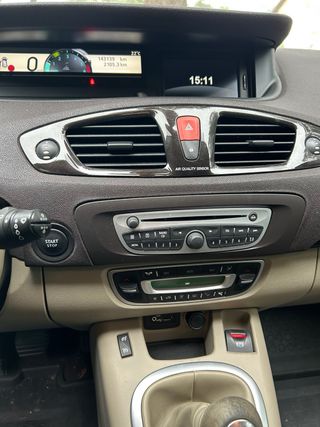 Renault Scenic 2011