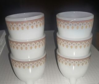 4€ unidad. Hueveras-copitas Arcopal