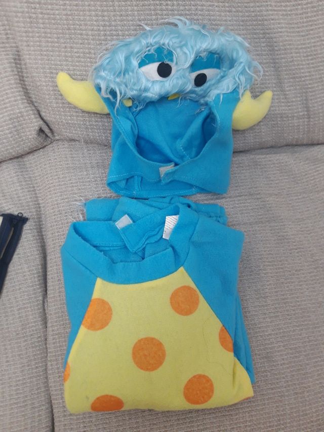 DISFRAZ de Monstruito