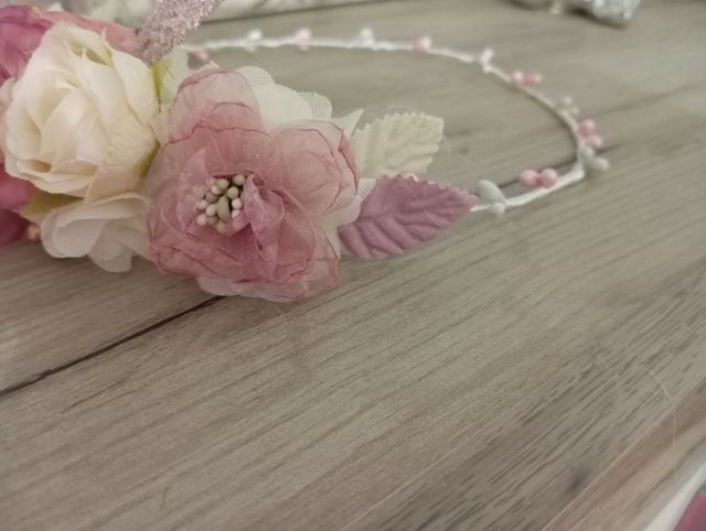 Tocado comunión, mirá mí perfil.