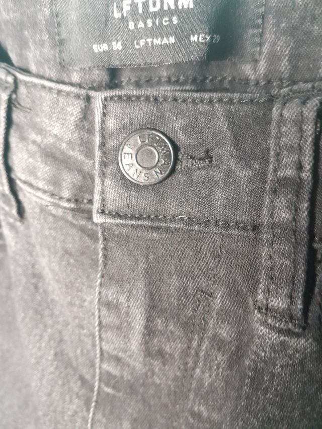 Pantalones negros vaqueros talla S