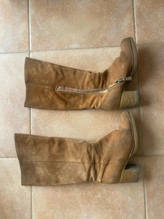 Botas camel de Cuplé