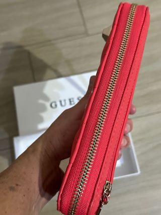 Cartera Guess
