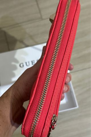 Cartera Guess