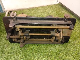 Maquina de coser vintage singer