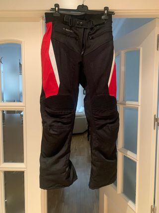 Chaqueta y pantalon de cordura moto mujer