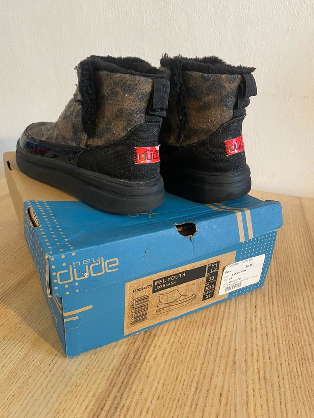 Hey Dude Mel bambina