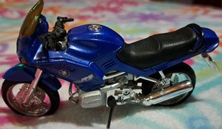 MOTO BMW JRS MAISTO