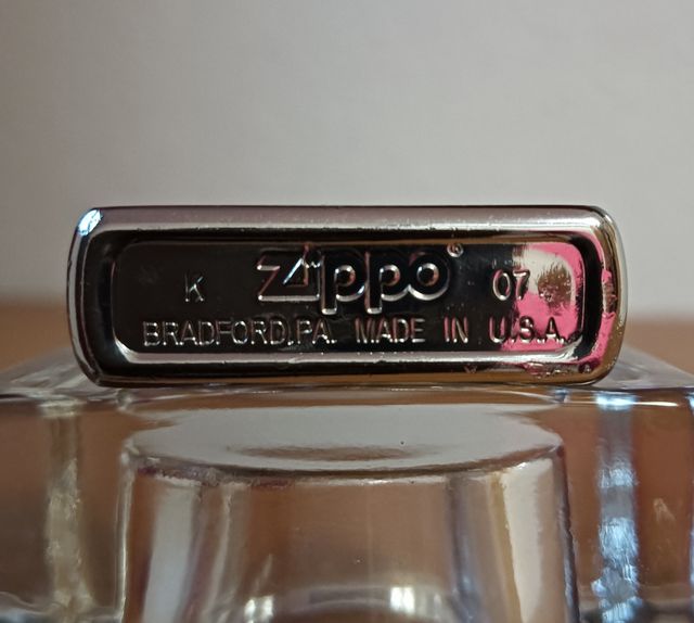 MECHERO ZIPPO.