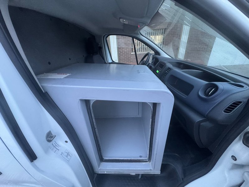 Opel Vivaro 2018, foto 6