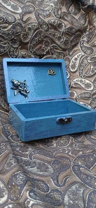 Caja madera artesanal amor propio